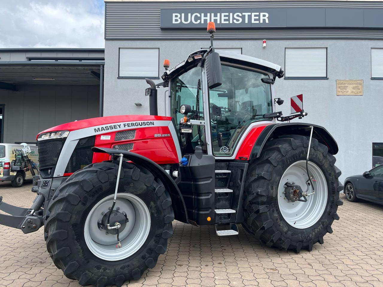 Massey Ferguson 8S.265 Dyna E-Power Exclusive - Máy cày: hình 1 Massey Ferguson 8S.265 Dyna E-Power Exclusive - Máy cày: hình 1