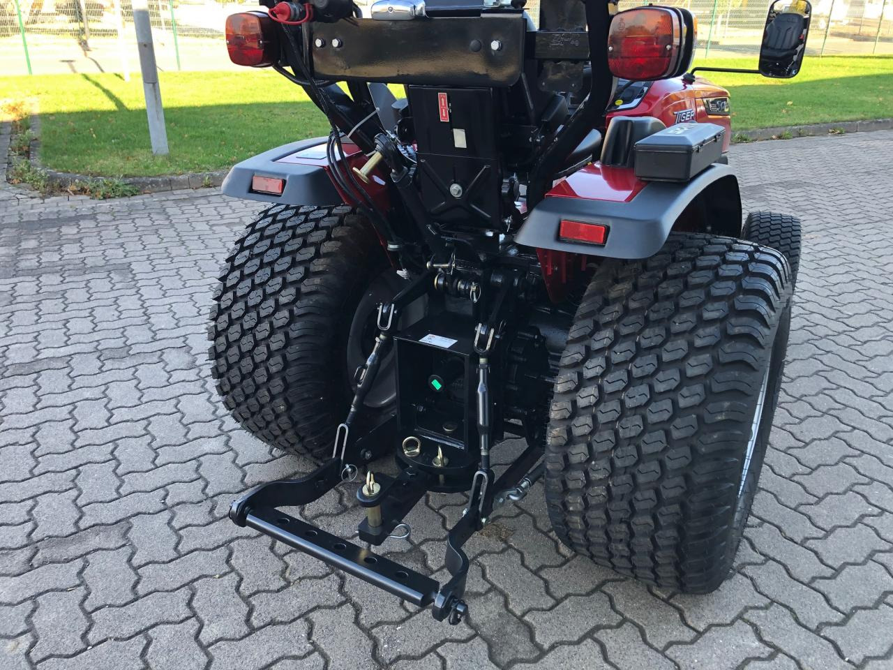 Solis 26 6+2 Tiger - Máy cày: hình 4 Solis 26 6+2 Tiger - Máy cày: hình 4