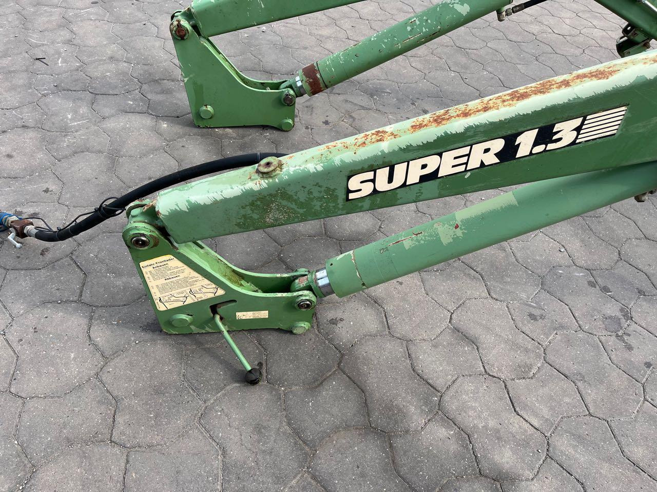 Stoll Super 1.3 - Máy chất hàng trước cho máy cày: hình 5 Stoll Super 1.3 - Máy chất hàng trước cho máy cày: hình 5