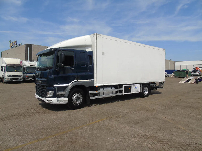 DAF CF 220 + CARRIER + EURO 6 + LIFT - Xe tải đông lạnh: hình 2 DAF CF 220 + CARRIER + EURO 6 + LIFT - Xe tải đông lạnh: hình 2