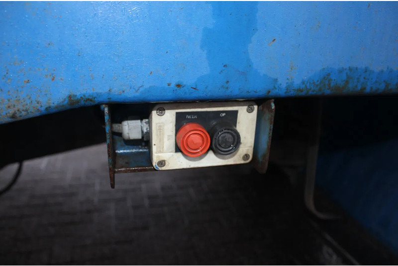 Xe tải chuyên chở tự động DAF CF 65.180 + euro 2: hình 11