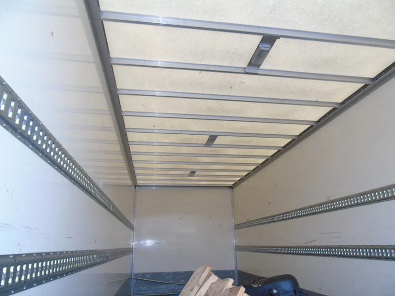 Iveco Eurocargo 120E19 + euro 6 + lift + BROKEN ENGINE - Xe tải hộp: hình 3 Iveco Eurocargo 120E19 + euro 6 + lift + BROKEN ENGINE - Xe tải hộp: hình 3