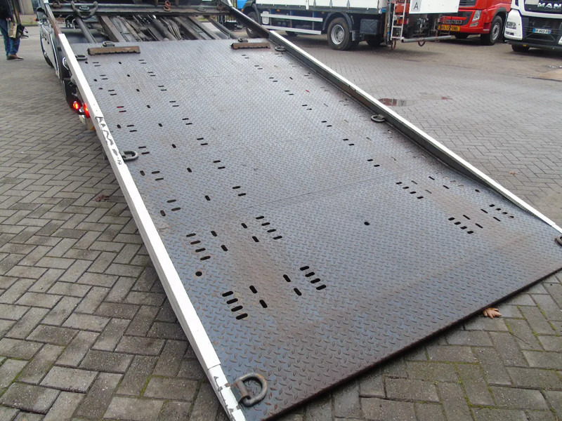 Iveco Eurocargo 140E25 + FULL SYSTEM + TOWING - Xe tải chuyên chở tự động: hình 4 Iveco Eurocargo 140E25 + FULL SYSTEM + TOWING - Xe tải chuyên chở tự động: hình 4