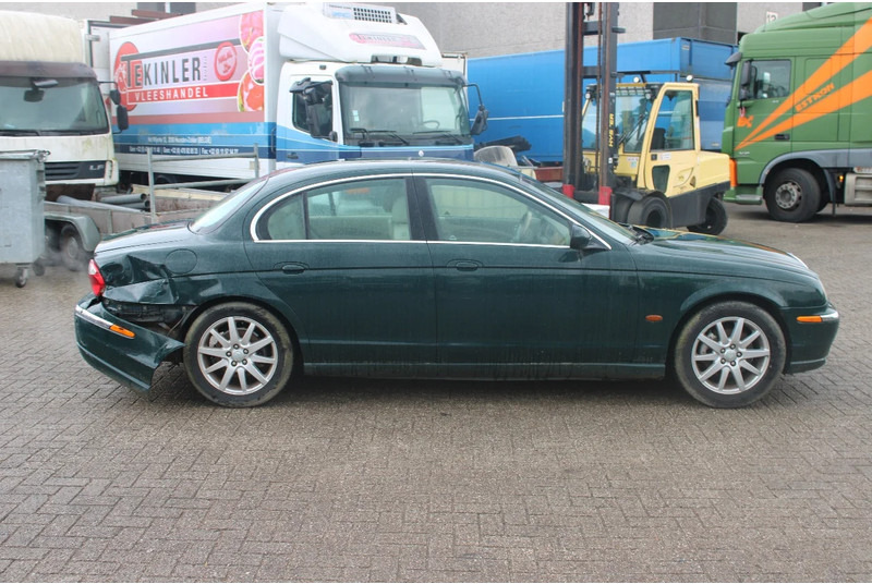 Jaguar S-TYPE 3.0 V6 EXECUTIVE +EURO 3 - Sedan: hình 4 Jaguar S-TYPE 3.0 V6 EXECUTIVE +EURO 3 - Sedan: hình 4