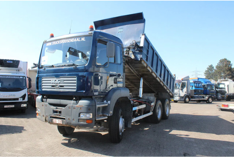 MAN TGA 33.360 + 6X6 + MANUAL - Xe ben: hình 2 MAN TGA 33.360 + 6X6 + MANUAL - Xe ben: hình 2