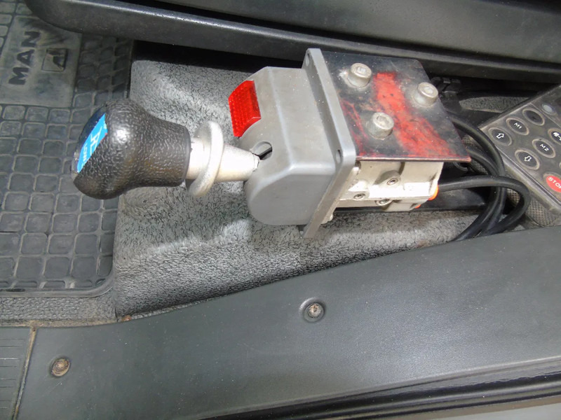 Xe cẩu tự hành MAN TGM 18.250 + PALFINGER 11.001K + TIPPER + EURO 5: hình 15 Xe cẩu tự hành MAN TGM 18.250 + PALFINGER 11.001K + TIPPER + EURO 5: hình 15