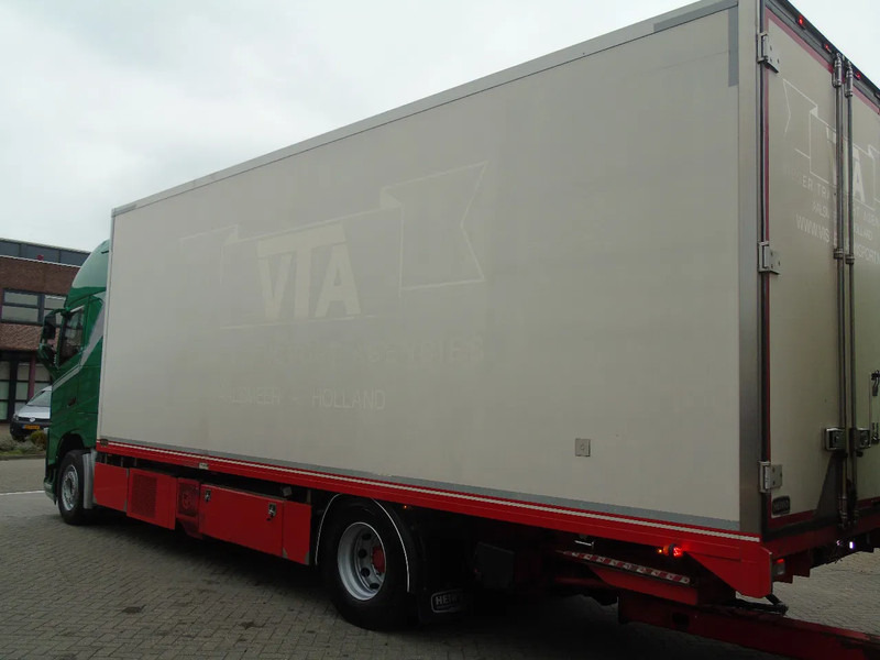 Volvo FH 460 + TRS + COMBI + EURO 6 - Xe tải đông lạnh: hình 5 Volvo FH 460 + TRS + COMBI + EURO 6 - Xe tải đông lạnh: hình 5