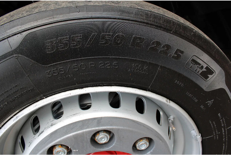 Iveco S-WAY 460 + LNG + retarder + euro 6 - Xe đầu kéo: hình 5 Iveco S-WAY 460 + LNG + retarder + euro 6 - Xe đầu kéo: hình 5