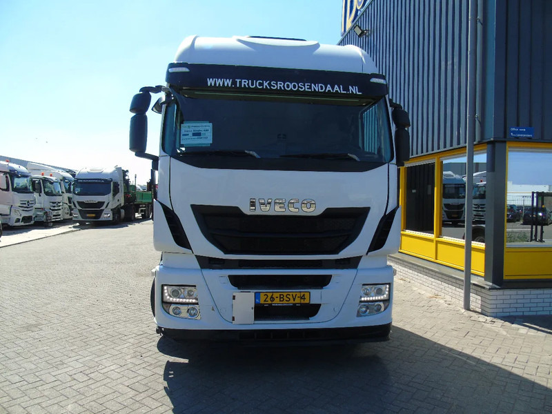Iveco Stralis 480 + 6X2 + EURO 6 - Xe đầu kéo: hình 4 Iveco Stralis 480 + 6X2 + EURO 6 - Xe đầu kéo: hình 4