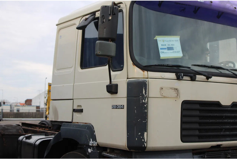 MAN F 26.364 + 6X4 + BIG AXLE + EURO 2 + MANUAL - Xe đầu kéo: hình 5 MAN F 26.364 + 6X4 + BIG AXLE + EURO 2 + MANUAL - Xe đầu kéo: hình 5