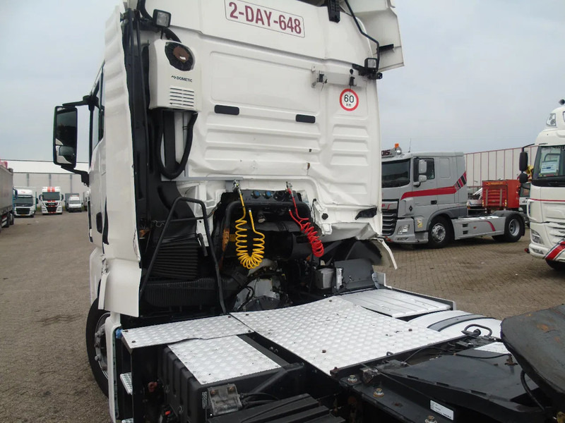 MAN TGX 18.460 + EURO 6 - Xe đầu kéo: hình 3 MAN TGX 18.460 + EURO 6 - Xe đầu kéo: hình 3