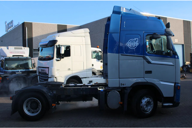 Volvo FH 12.440 + xl cab + manual + EURO 5 - Xe đầu kéo: hình 2 Volvo FH 12.440 + xl cab + manual + EURO 5 - Xe đầu kéo: hình 2