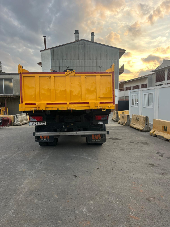 MAN TGM 18.280 4X4 BB - Xe cẩu tự hành: hình 4 MAN TGM 18.280 4X4 BB - Xe cẩu tự hành: hình 4