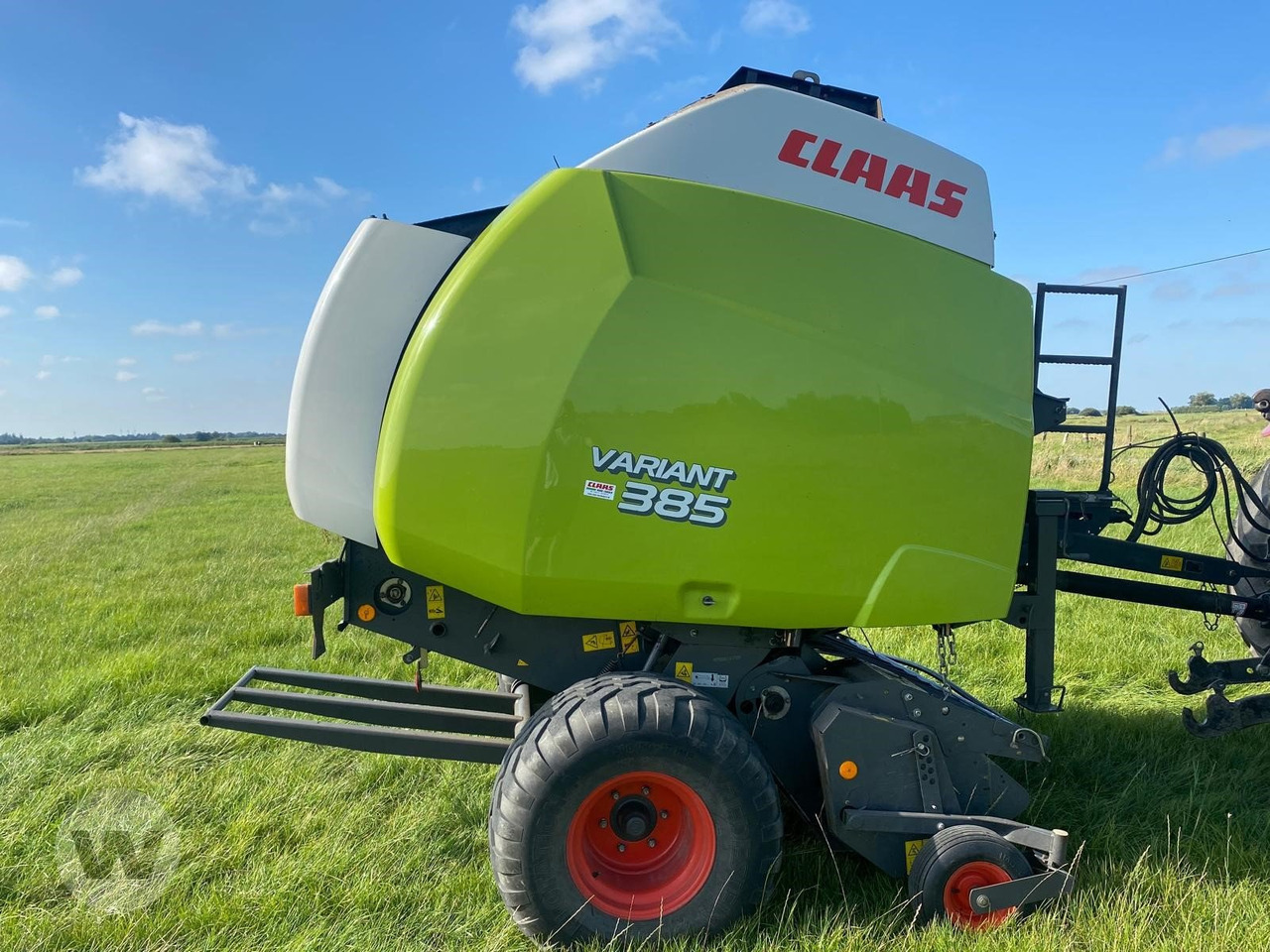 CLAAS Variant 385 RC - Máy đóng kiện tròn: hình 1 CLAAS Variant 385 RC - Máy đóng kiện tròn: hình 1