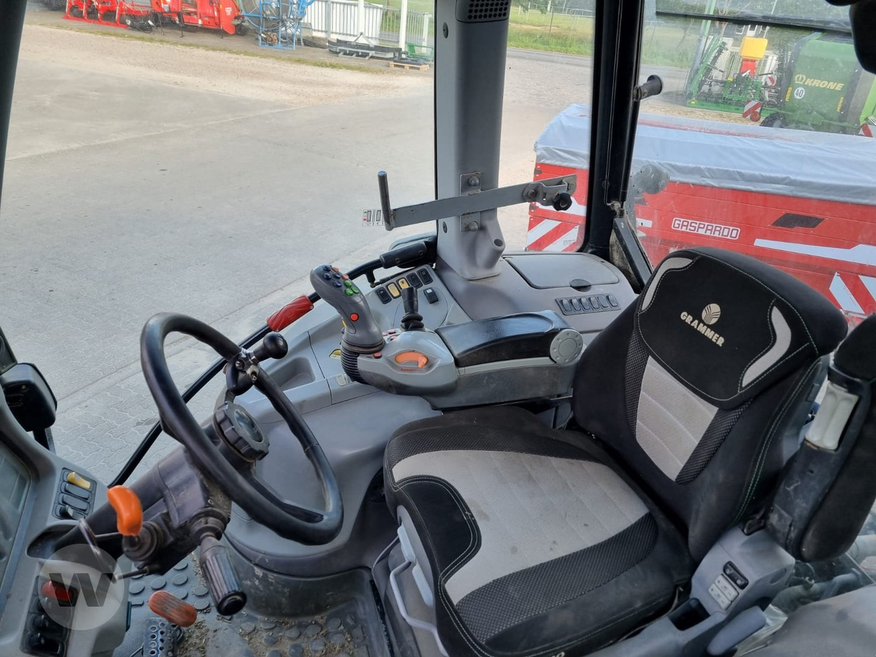 Deutz Agrotron TTV 620 - Máy cày: hình 4 Deutz Agrotron TTV 620 - Máy cày: hình 4