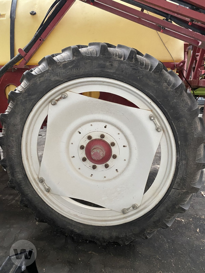 Hardi Navigator 3000 Echo - Máy xịt kéo: hình 4 Hardi Navigator 3000 Echo - Máy xịt kéo: hình 4