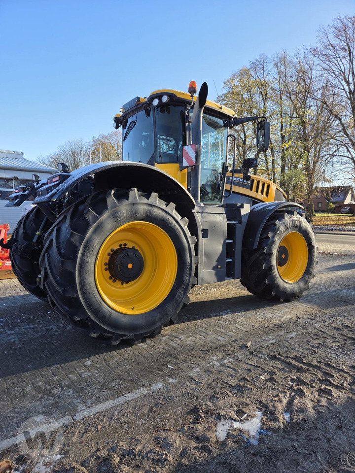 JCB FasTrac 8330 - Máy cày: hình 4 JCB FasTrac 8330 - Máy cày: hình 4