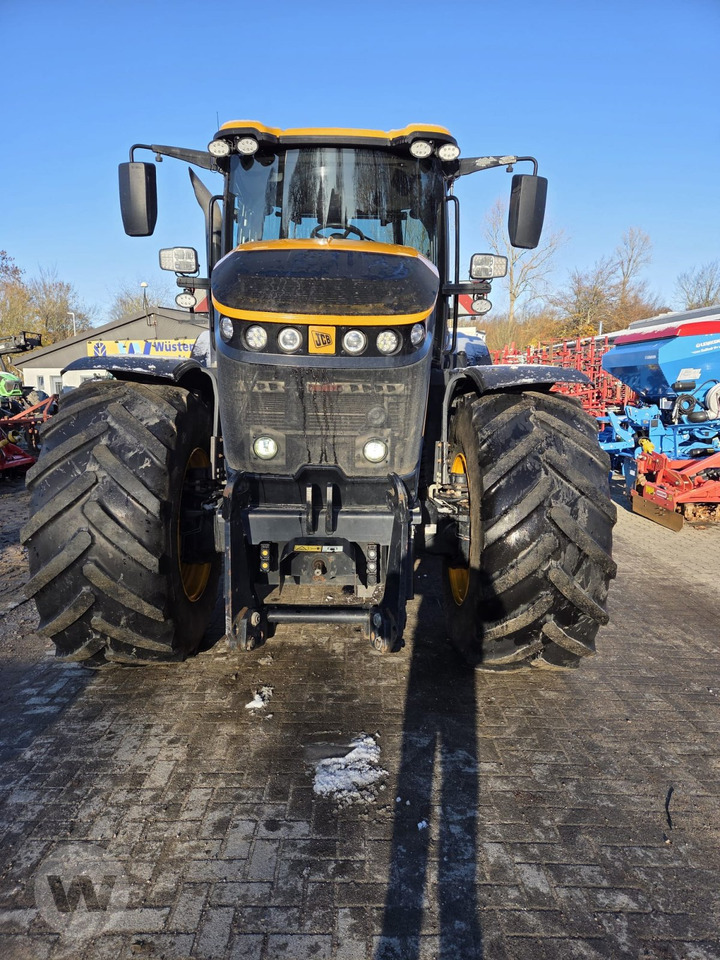 JCB FasTrac 8330 - Máy cày: hình 2 JCB FasTrac 8330 - Máy cày: hình 2