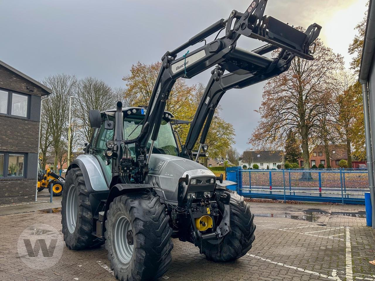 Lamborghini R 6.140.4 - Máy cày: hình 2 Lamborghini R 6.140.4 - Máy cày: hình 2