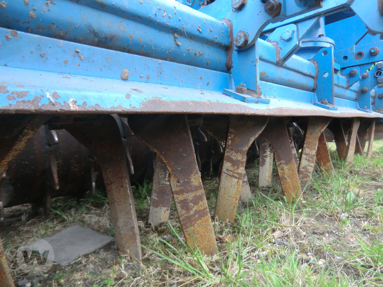 Lemken Zirkon 7/300 + DKA 3000 - Máy gieo hạt liên hợp: hình 3 Lemken Zirkon 7/300 + DKA 3000 - Máy gieo hạt liên hợp: hình 3