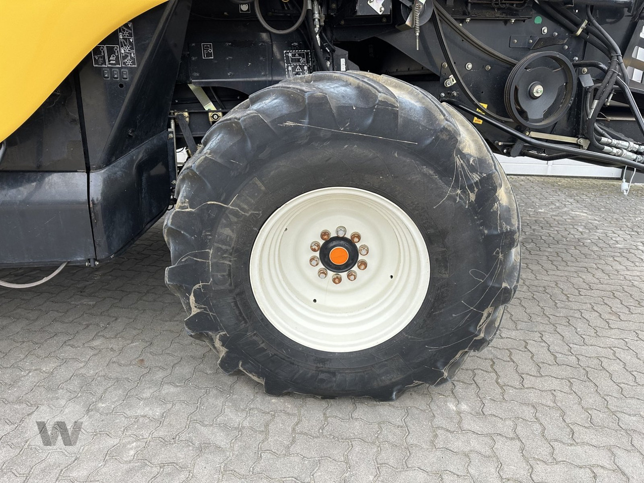 Máy gặt đập New Holland CR 10.90: hình 13 Máy gặt đập New Holland CR 10.90: hình 13