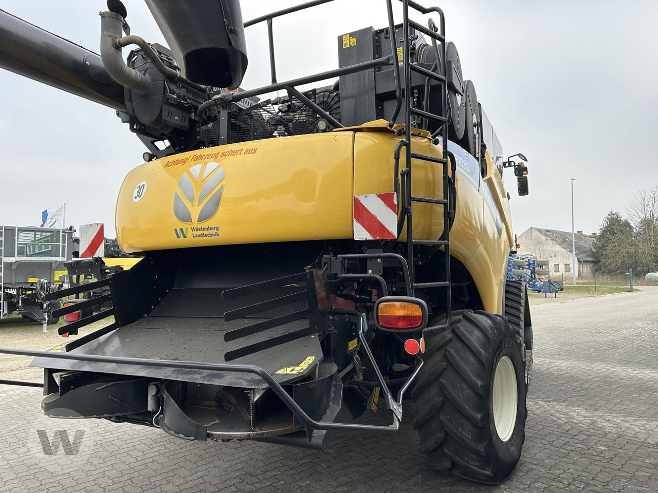 Máy gặt đập New Holland CR 10.90: hình 15 Máy gặt đập New Holland CR 10.90: hình 15