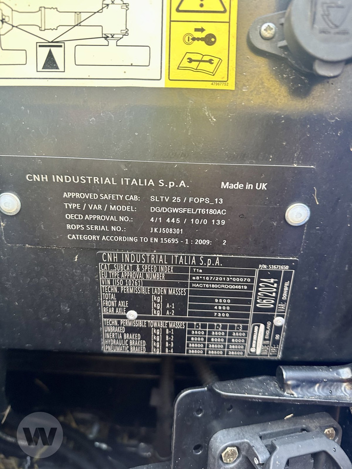 New Holland T6.180 - Máy cày: hình 2 New Holland T6.180 - Máy cày: hình 2