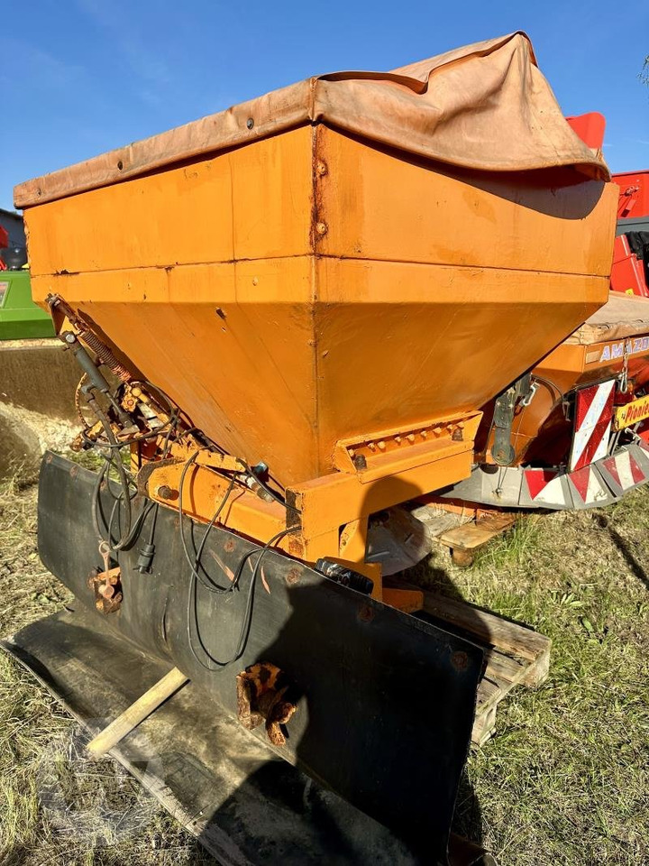 Rauch SA 601 - Máy dàn trải cát/ Muối: hình 1 Rauch SA 601 - Máy dàn trải cát/ Muối: hình 1