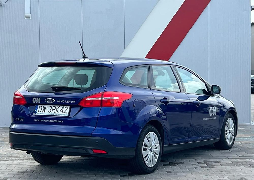 Ford Focus 1.5 TDCi Trend - Xe hơi: hình 3 Ford Focus 1.5 TDCi Trend - Xe hơi: hình 3