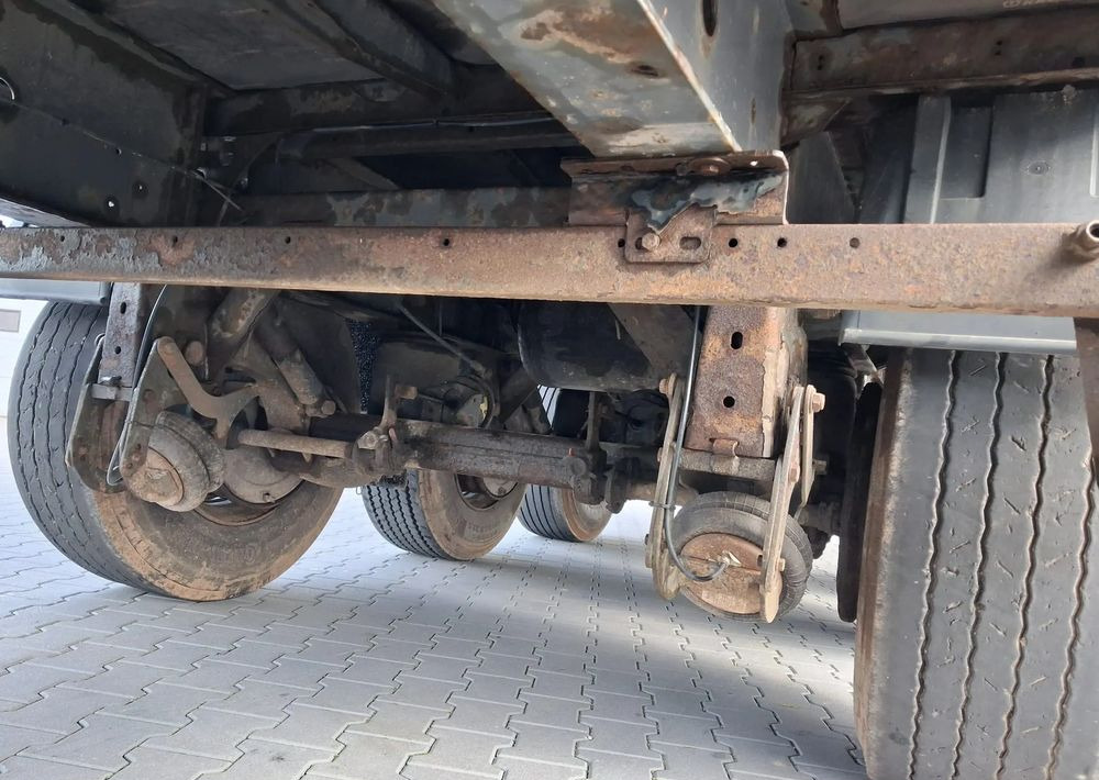 Krone Standard, Firanka, Mocowania promowe, Podnoszony zderzak - Sơ mi rơ moóc mui bạt: hình 5 Krone Standard, Firanka, Mocowania promowe, Podnoszony zderzak - Sơ mi rơ moóc mui bạt: hình 5