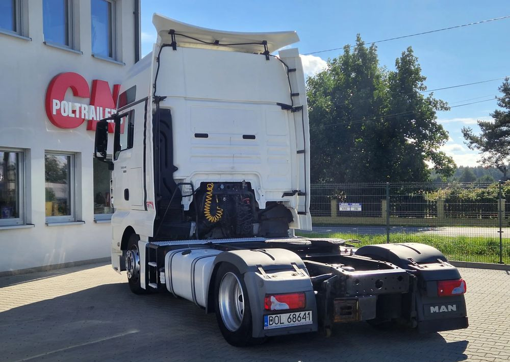 MAN TGX 18.440 XXL LOW DECK Automat - Xe đầu kéo: hình 5 MAN TGX 18.440 XXL LOW DECK Automat - Xe đầu kéo: hình 5