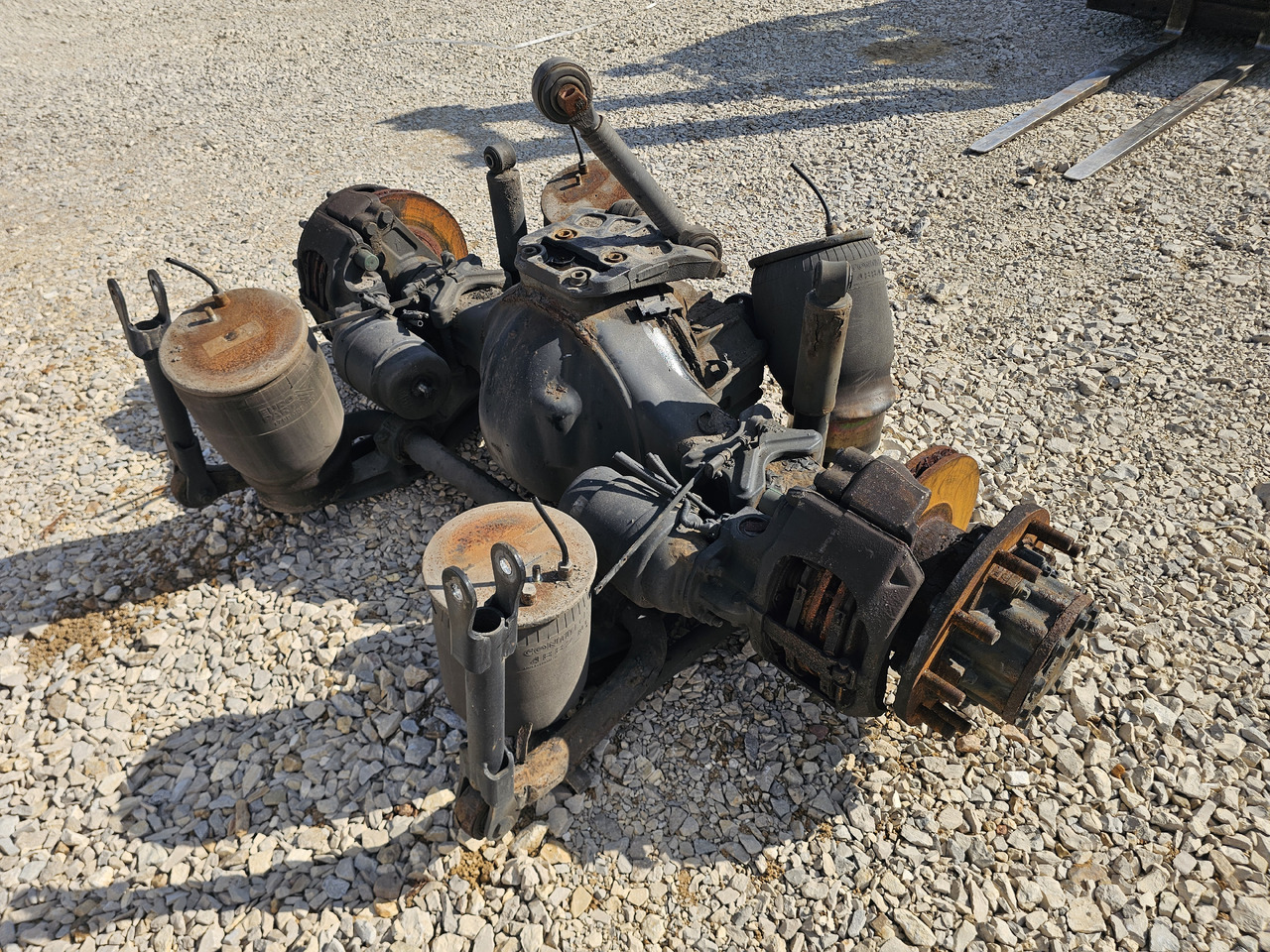 MAN TGX TGS EURO 6 / COMPLETE AXLE / HY-1350 / 38:15 - Trục sau: hình 5 MAN TGX TGS EURO 6 / COMPLETE AXLE / HY-1350 / 38:15 - Trục sau: hình 5