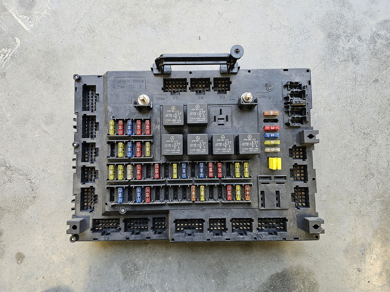 MERCEDES-BENZ ATEGO MP4 EURO 6 / SINGLE-SAM FUSE BLOCK / A0014463358 - ECU: hình 2 MERCEDES-BENZ ATEGO MP4 EURO 6 / SINGLE-SAM FUSE BLOCK / A0014463358 - ECU: hình 2
