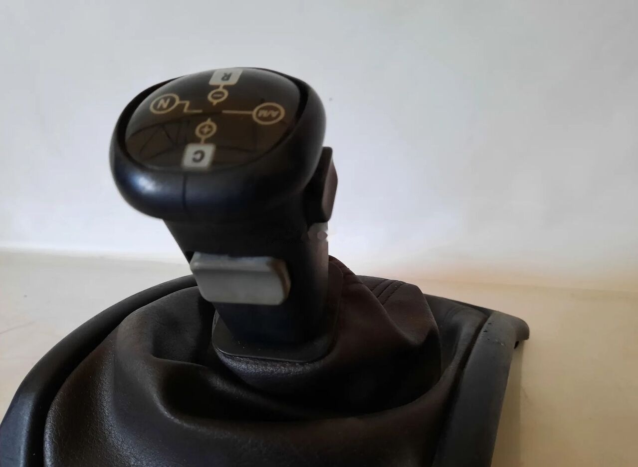 Renault Joystick lewarek zmiany biegów RENAULT MAGNUM DXI 12 Renault truck - Hộp số cho Xe tải: hình 3 Renault Joystick lewarek zmiany biegów RENAULT MAGNUM DXI 12 Renault truck - Hộp số cho Xe tải: hình 3