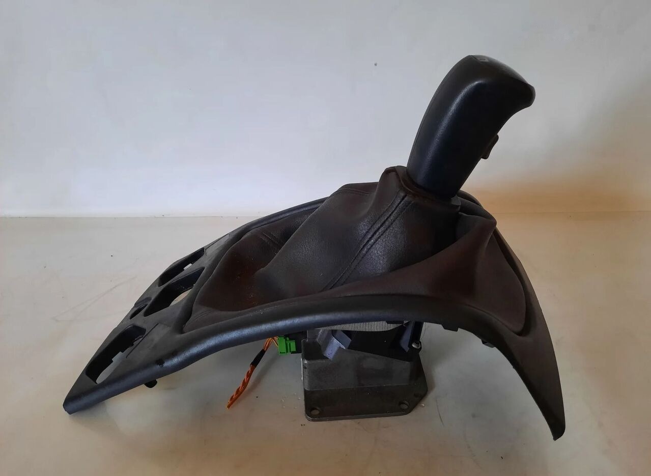 Renault Joystick lewarek zmiany biegów RENAULT MAGNUM DXI 12 Renault truck - Hộp số cho Xe tải: hình 1 Renault Joystick lewarek zmiany biegów RENAULT MAGNUM DXI 12 Renault truck - Hộp số cho Xe tải: hình 1