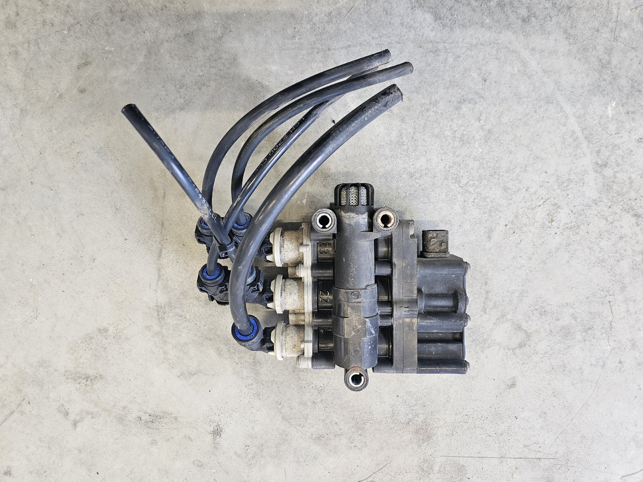 SCANIA S, R, P, G / ECAS CONTROL VALVE / 1889795 - Van phanh: hình 2 SCANIA S, R, P, G / ECAS CONTROL VALVE / 1889795 - Van phanh: hình 2