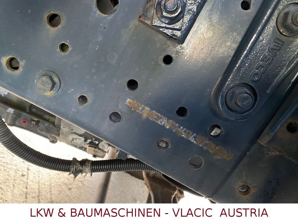 Iveco Stralis 360 Kran HIAB 166 4xHydr. Ladung 6,20m Iveco Stralis 360 Kran HIAB 166 4xHydr. Ladung 6,20m - Xe tải thùng lửng/ Phẳng, Xe cẩu tự hành: hình 3 Iveco Stralis 360 Kran HIAB 166 4xHydr. Ladung 6,20m Iveco Stralis 360 Kran HIAB 166 4xHydr. Ladung 6,20m - Xe tải thùng lửng/ Phẳng, Xe cẩu tự hành: hình 3