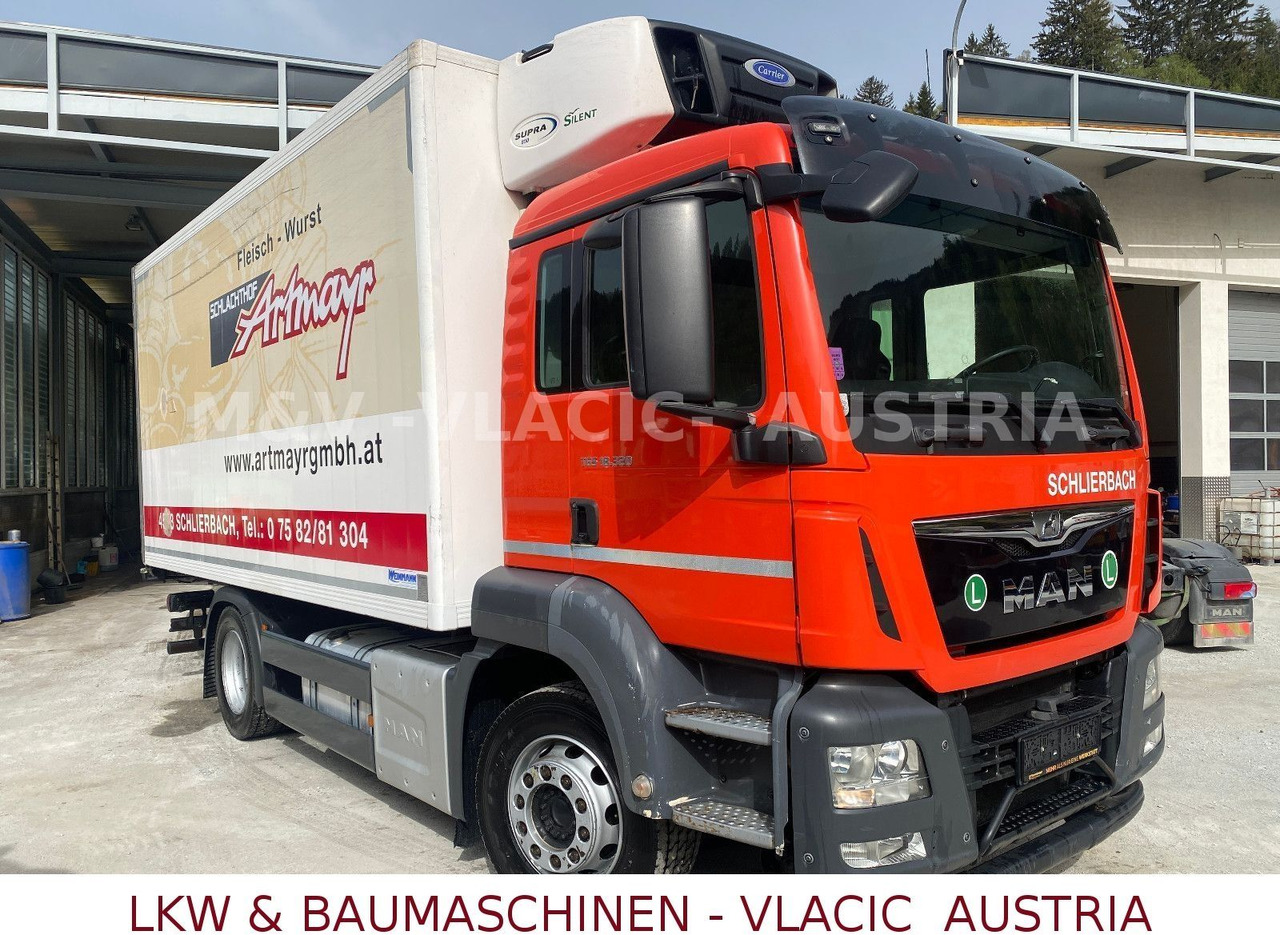 MAN 18.320 Kühlkoffer mit Fleischgehänge - Xe tải đông lạnh: hình 2 MAN 18.320 Kühlkoffer mit Fleischgehänge - Xe tải đông lạnh: hình 2