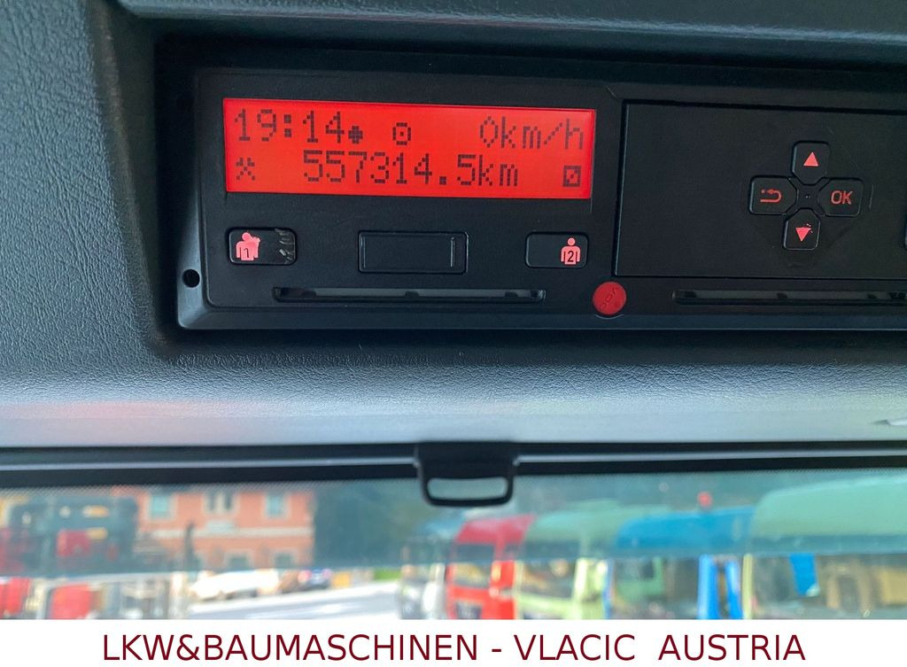 Xe chở gỗ, Xe cẩu tự hành MAN TGS Holztransporter mit Kran Palfinger MAN TGS 33.480 6x6Holztransporter mit Kran Palfinger: hình 8