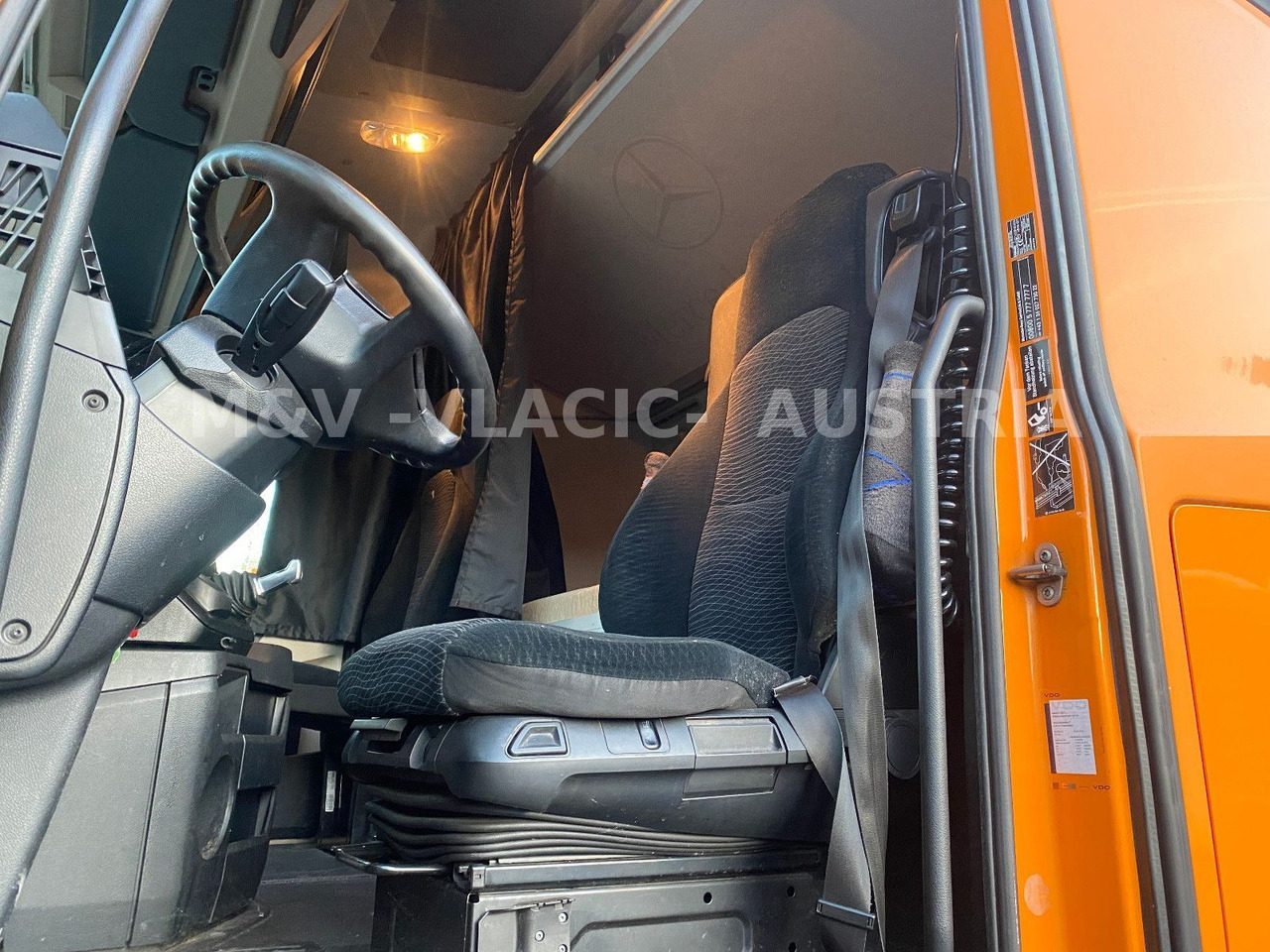 Mercedes-Benz 2542 - Xe chở container/ Xe tải hoán đổi thân: hình 3 Mercedes-Benz 2542 - Xe chở container/ Xe tải hoán đổi thân: hình 3
