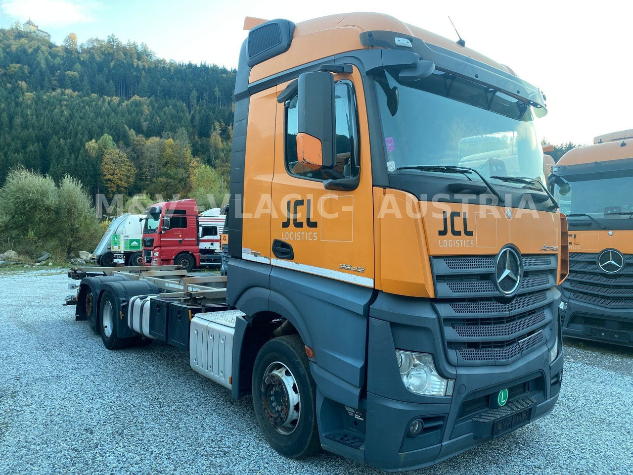 Mercedes-Benz 2542 - Xe chở container/ Xe tải hoán đổi thân: hình 2 Mercedes-Benz 2542 - Xe chở container/ Xe tải hoán đổi thân: hình 2