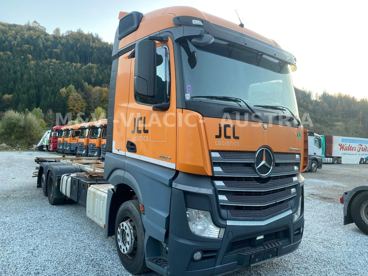 Mercedes-Benz 2542 - Xe chở container/ Xe tải hoán đổi thân: hình 1 Mercedes-Benz 2542 - Xe chở container/ Xe tải hoán đổi thân: hình 1