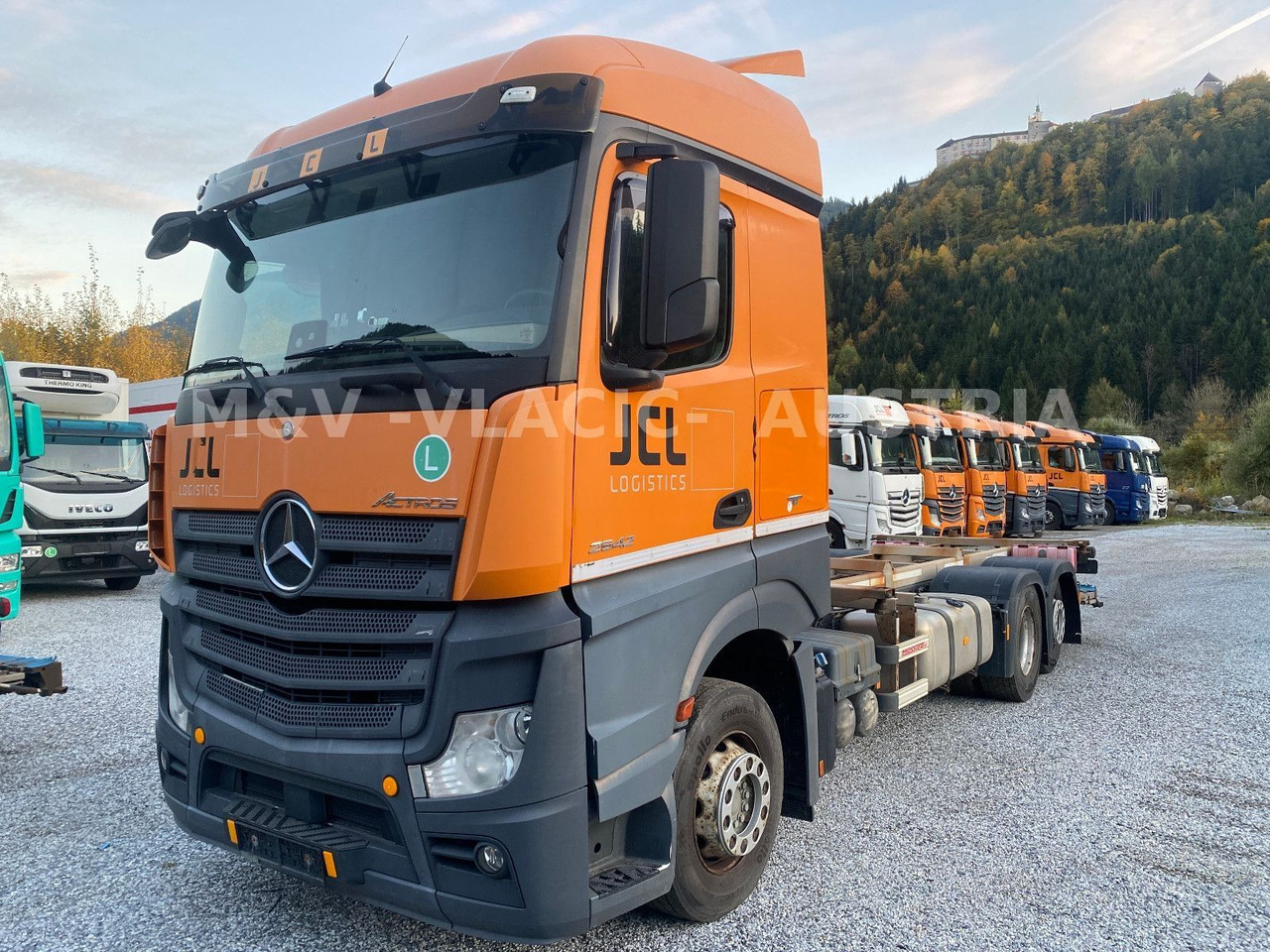Mercedes-Benz 2542 - Xe chở container/ Xe tải hoán đổi thân: hình 1 Mercedes-Benz 2542 - Xe chở container/ Xe tải hoán đổi thân: hình 1