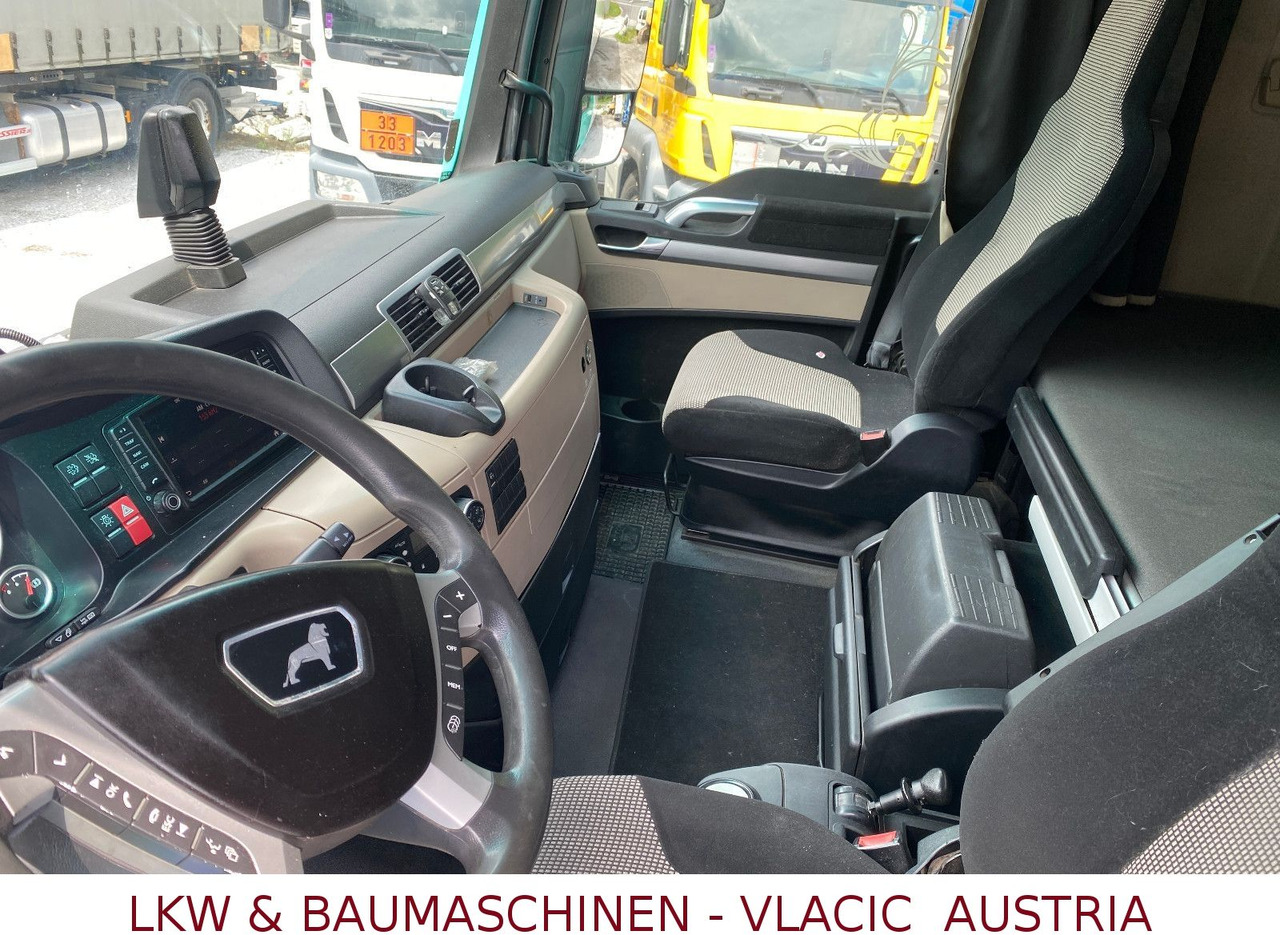 MAN TGX 18.500 - Xe đầu kéo: hình 4 MAN TGX 18.500 - Xe đầu kéo: hình 4