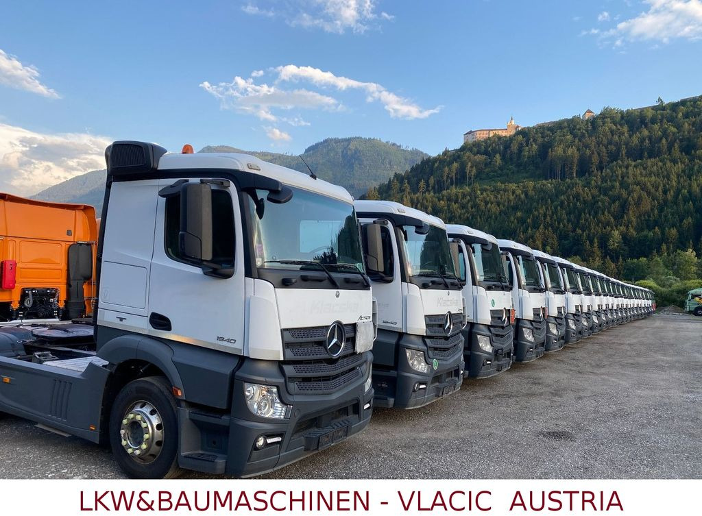 Mercedes-Benz Actros 1840 ADR ( 30 Stk ). 16 -18 Baujahr ) Mercedes-Benz Actros 1840 ADR ( 23 Stk ). 16 -18 Baujahr ) - Xe đầu kéo: hình 1 Mercedes-Benz Actros 1840 ADR ( 30 Stk ). 16 -18 Baujahr ) Mercedes-Benz Actros 1840 ADR ( 23 Stk ). 16 -18 Baujahr ) - Xe đầu kéo: hình 1
