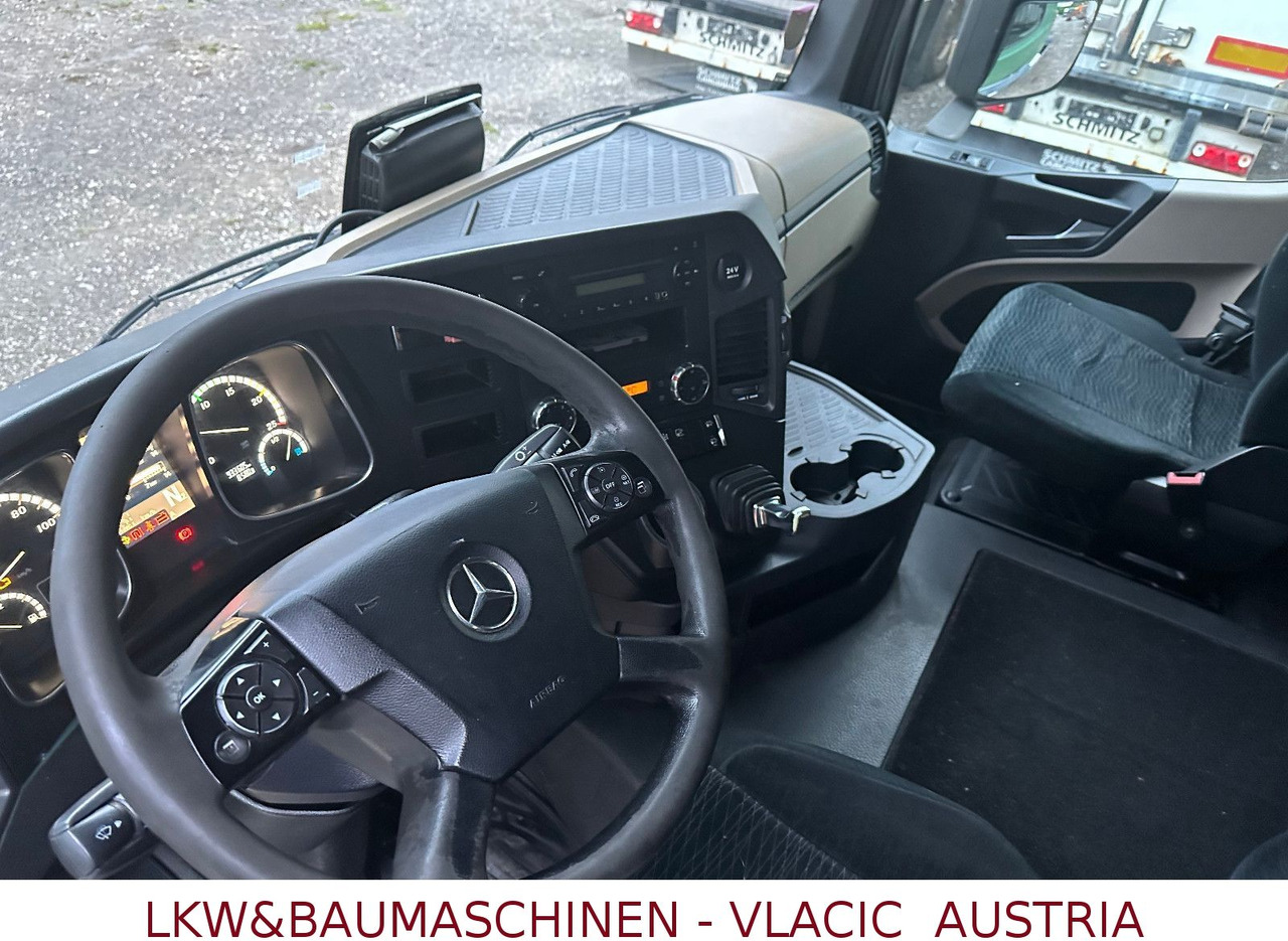 Mercedes-Benz Actros 1840 ADR - Xe đầu kéo: hình 4 Mercedes-Benz Actros 1840 ADR - Xe đầu kéo: hình 4