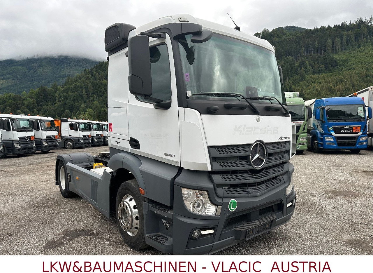 Mercedes-Benz Actros 1840 ADR - Xe đầu kéo: hình 2 Mercedes-Benz Actros 1840 ADR - Xe đầu kéo: hình 2