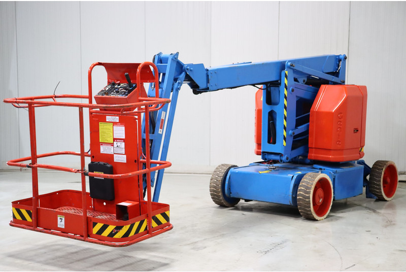 Genie Z34/22N - Xe nâng người nhiều khớp nối: hình 4 Genie Z34/22N - Xe nâng người nhiều khớp nối: hình 4