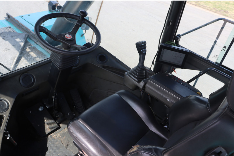 KONECRANES 4531TC5 - Xe tiếp cận xếp chồng: hình 4 KONECRANES 4531TC5 - Xe tiếp cận xếp chồng: hình 4