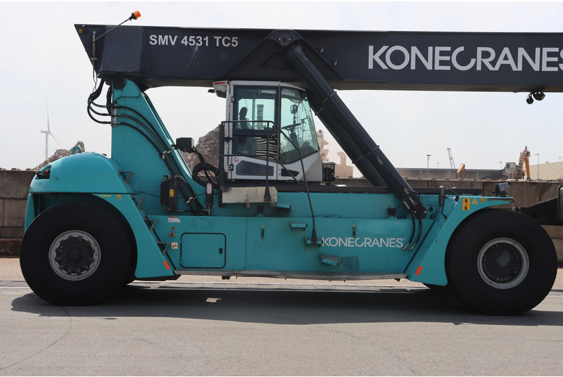 KONECRANES 4531TC5 - Xe tiếp cận xếp chồng: hình 2 KONECRANES 4531TC5 - Xe tiếp cận xếp chồng: hình 2